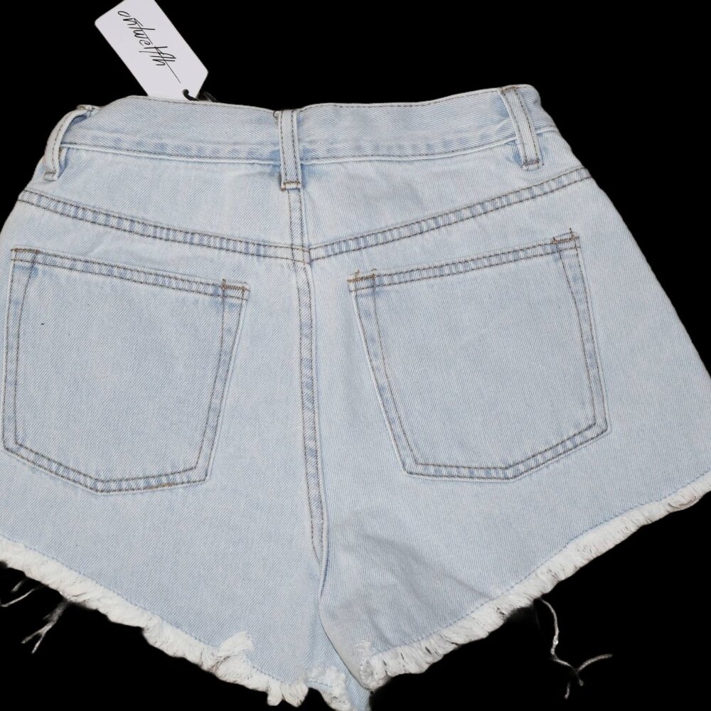 On Twelfth Sequin & Pearl Embellished Denim Shorts Light Wash Light Indigo Small - Picture 8 of 9